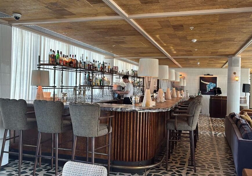 Level-8-Club-Lounge-Bar-7-1 (1)